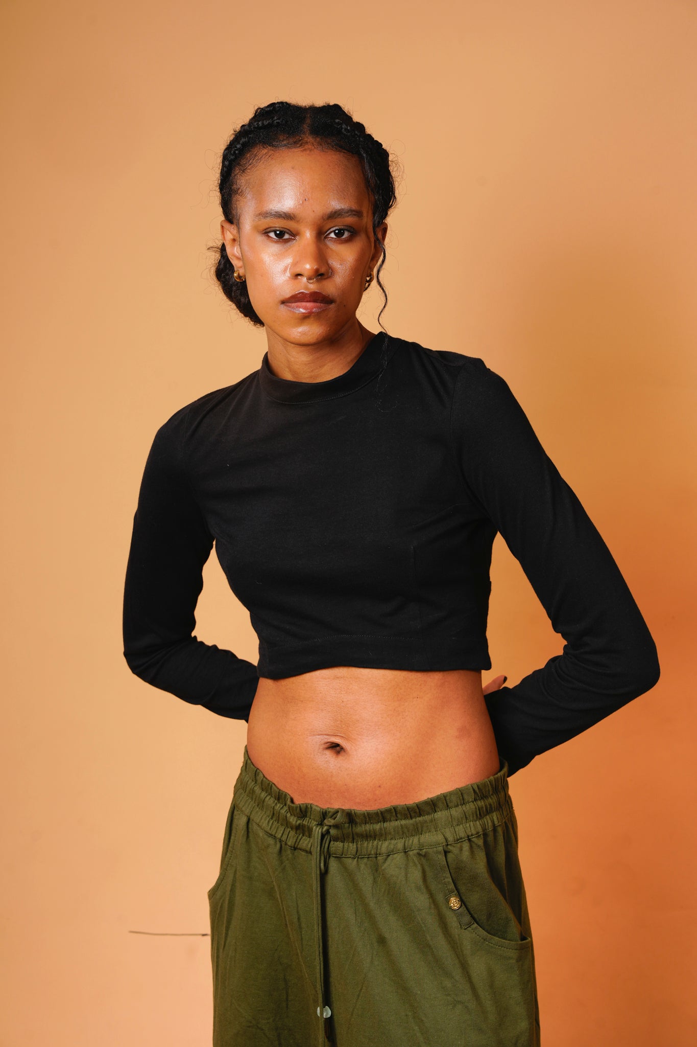 CHEZA WEWE CROP TOP – Lilabare - Main Image